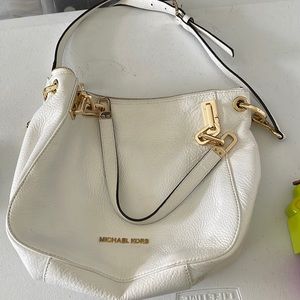 White Michael Kors Crossbody Bag